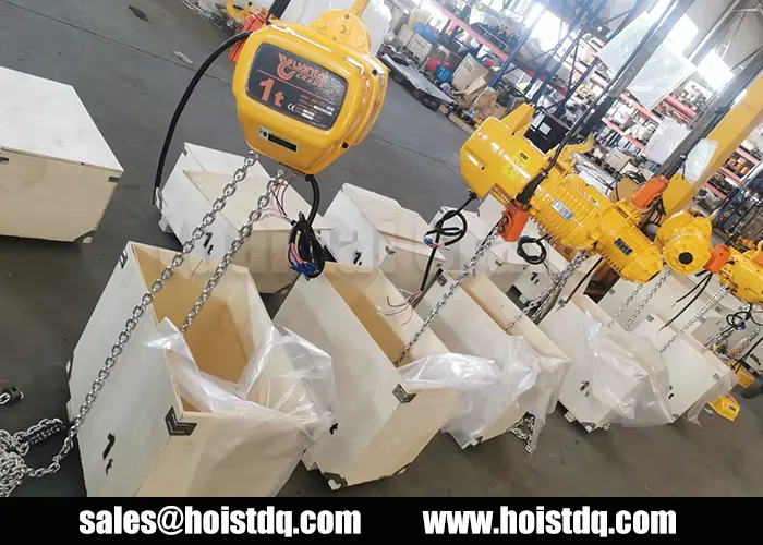 0.5t–5t Electric Chain Hoists for a Semi-Open Port Workshop in Morocco 1 anti-corrosion chain hoist for sale Morocco