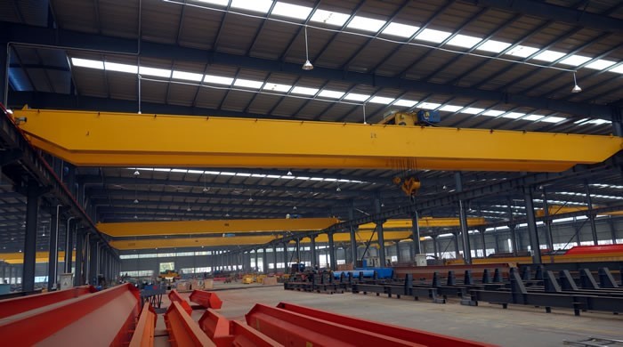 Workshop of Dongqi Hoist Company