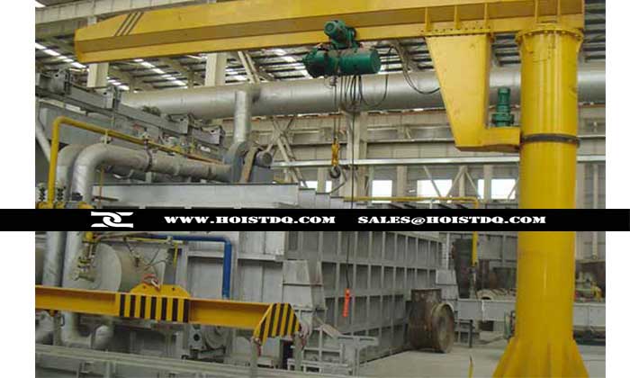 Free standing jib crane