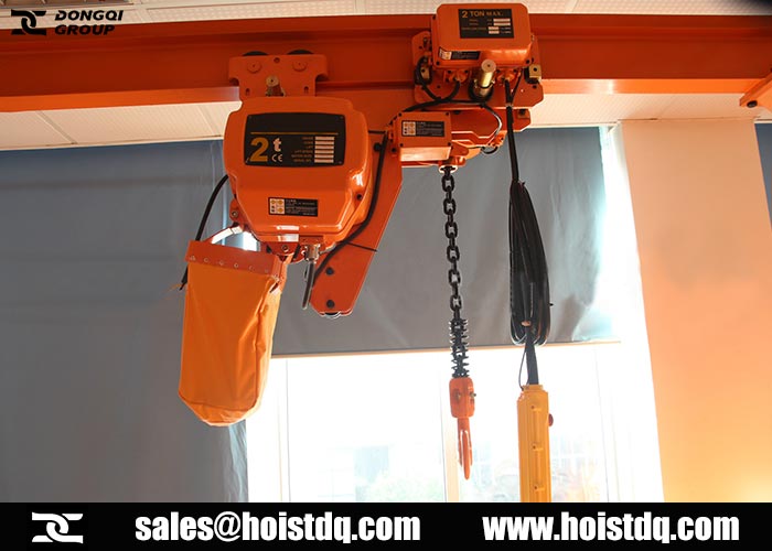 low headroom chain hoist to save space