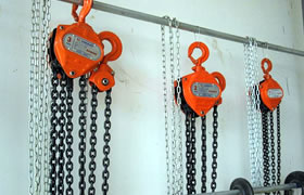 2 Ton ROPE HOIST with 2 HOOKS and Safety CLIPS Dual 4 wheel Pulley Blocks 65 ft. 