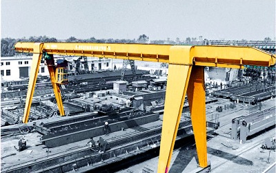 Metallurgical gantry crane