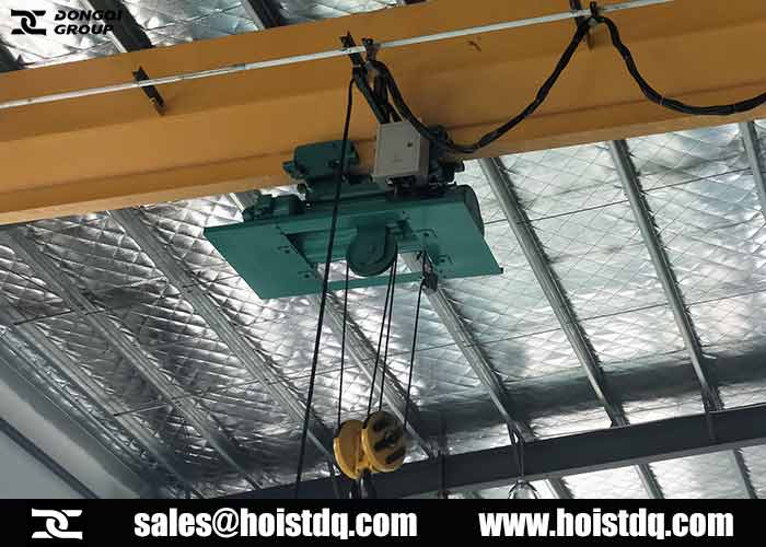 safe operation of the electric hoist