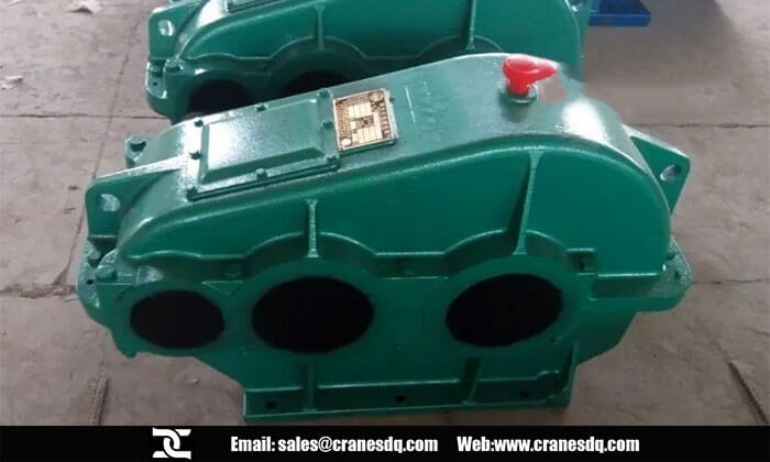 Double girder crane reducer