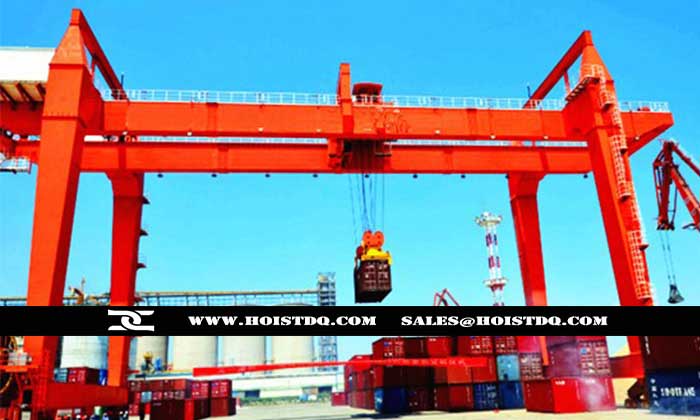 Rail mounted gantry crane